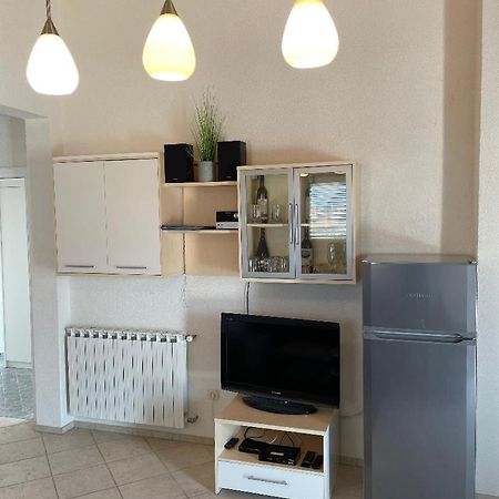 Apartment Gordana Vir Εξωτερικό φωτογραφία