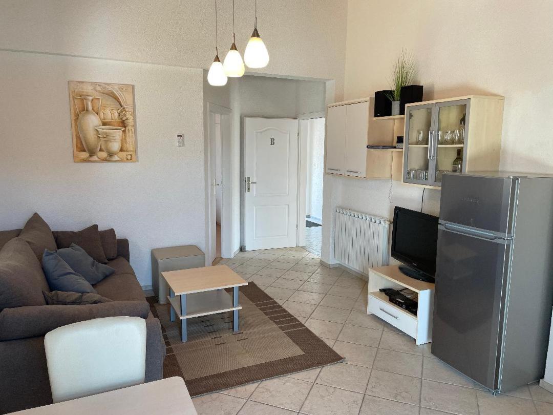 Apartment Gordana Vir Εξωτερικό φωτογραφία