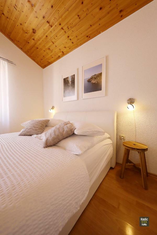 Apartment Gordana Vir Εξωτερικό φωτογραφία
